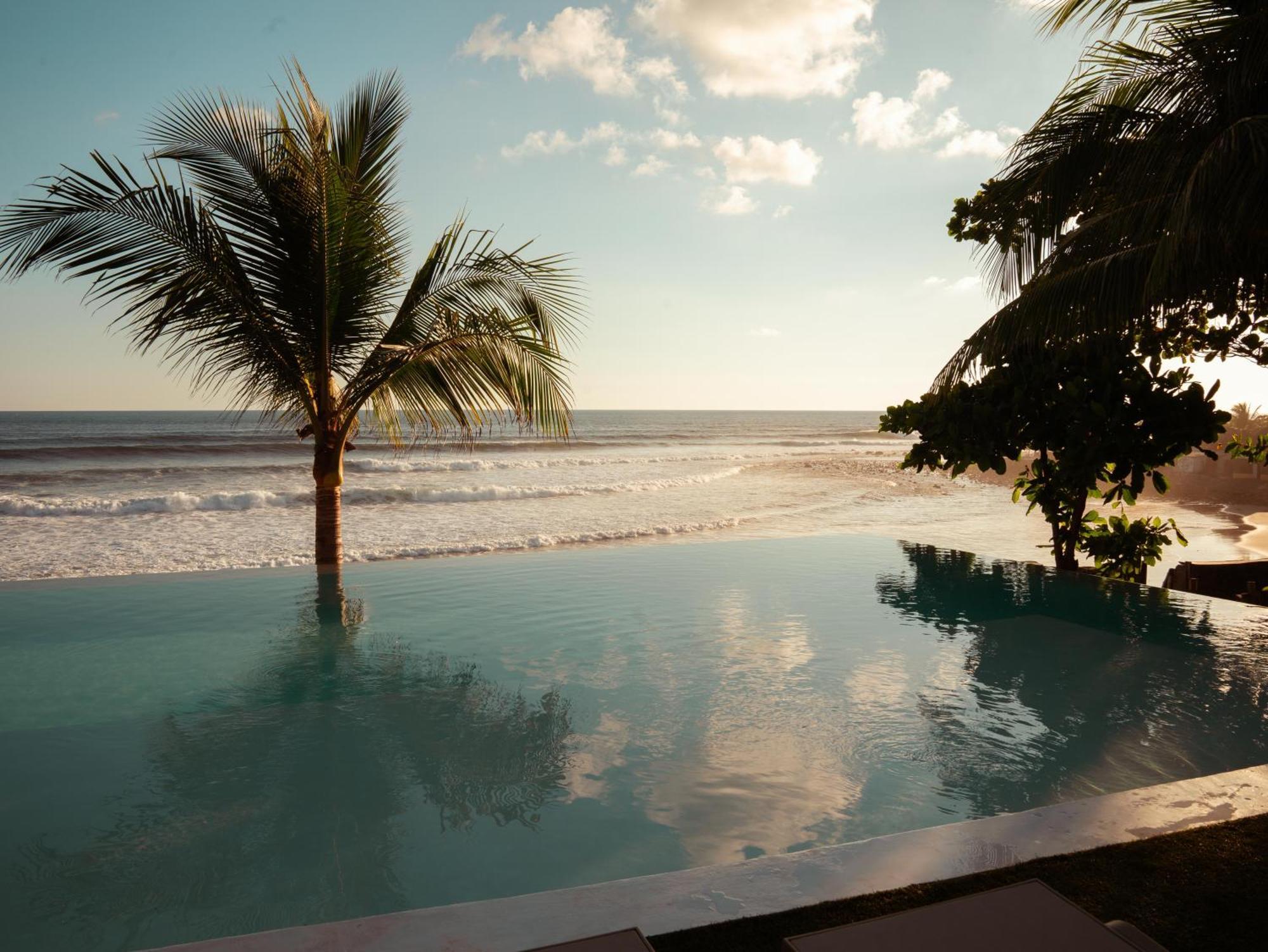 Puro Surf Hotel El Zonte Bagian luar foto